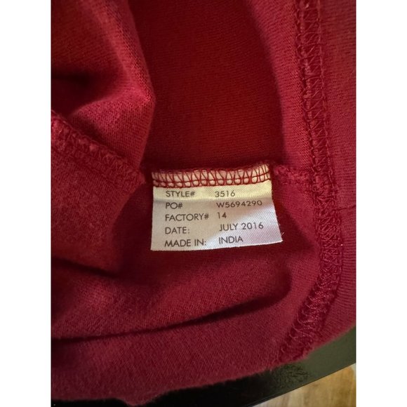 Harry Potter Gryffindor Crest Embroidered T-Shirt Adult XL Red Hogwarts Beading‎ - Picture 7 of 11